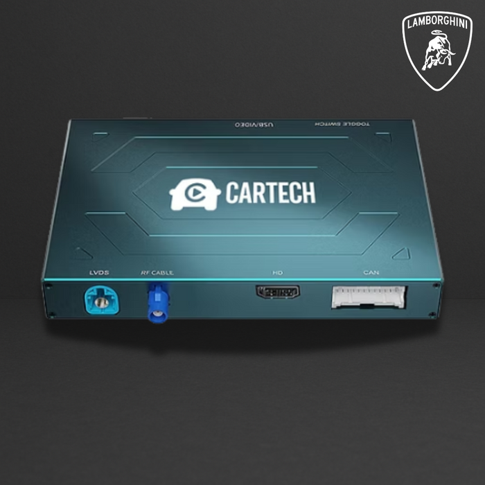 Boîtier électronique bleu CARTECH avec connecteurs LVDS, RF câble et CAN, logo CARTECH au centre. Lamborghini logo en haut à droite.