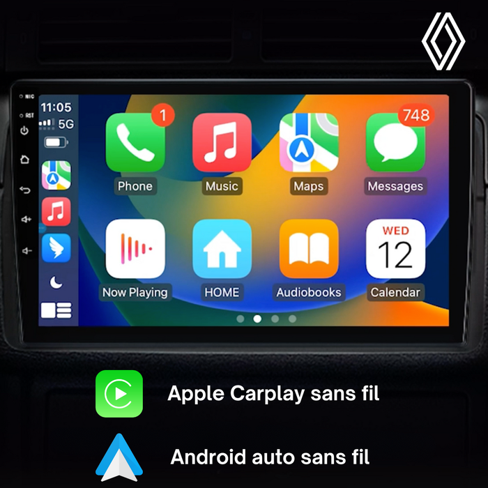Écran monté dans une voiture montrant Apple CarPlay et Android Auto sans fil avec interface d’iPhone sur fond coloré et icônes sympa. Renault Clio 4 IV.
